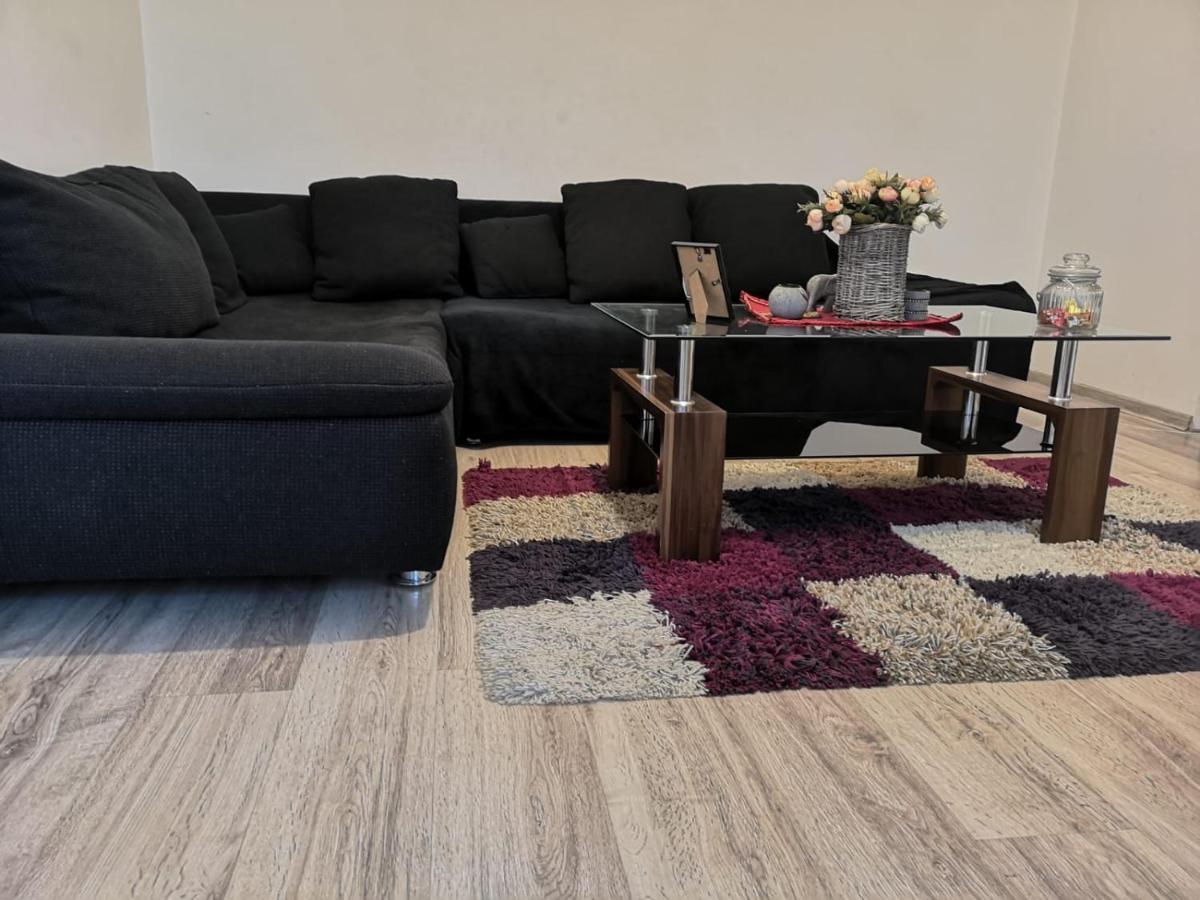 Deea Apartament Leilighet Craiova Eksteriør bilde